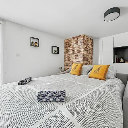 Apartment Moderne, Cosy, Parking, Parfait En Duo