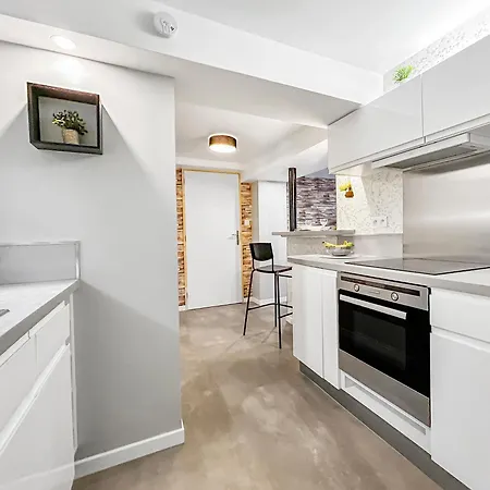 Moderne, Cosy, Parking, Parfait En Duo *