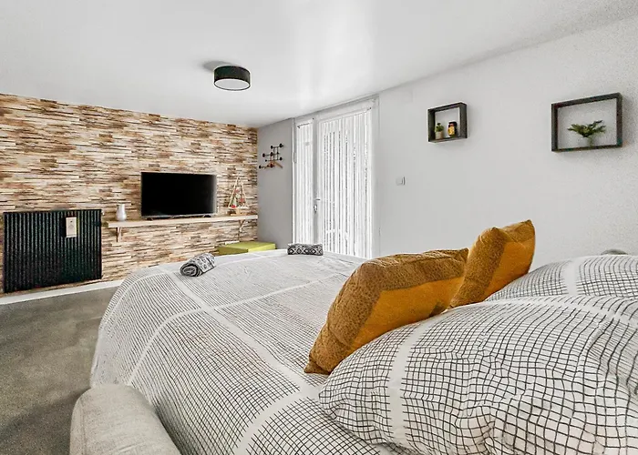 Moderne, Cosy, Parking, Parfait En Duo